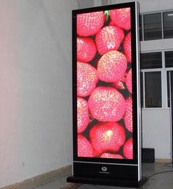 미디어 플레이어를 위한 1개의 LED 광고 스크린에 대하여 3mm LED 광고 게시판 RGB 3 협력 업체