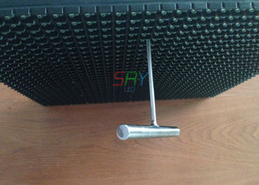 정면 정비 P10 발광 다이오드 표시 단위 1R1G1B DIP346 320mm x 320mm 협력 업체