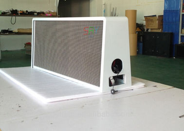 P5는 택시 발광 다이오드 표시 960x320mm 높은 광도 전자 메시지 널을 방수 처리합니다 협력 업체