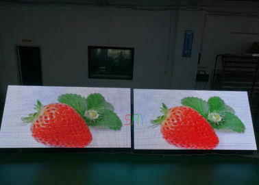 P 5mm 풀 컬러 택시 발광 다이오드 표시 무선 3G 체계 960mm x 320mm 협력 업체